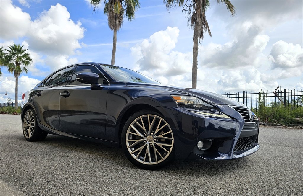2015 Lexus IS