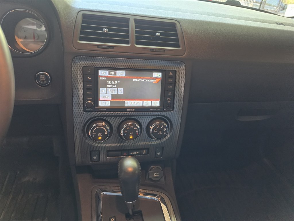 2013 Dodge Challenger R/T - Photo 26