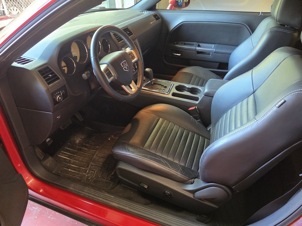 2013 Dodge Challenger R/T - Photo 21