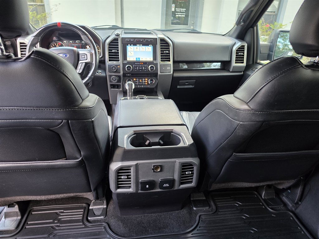 2017 Ford F-150 Raptor - Photo 30