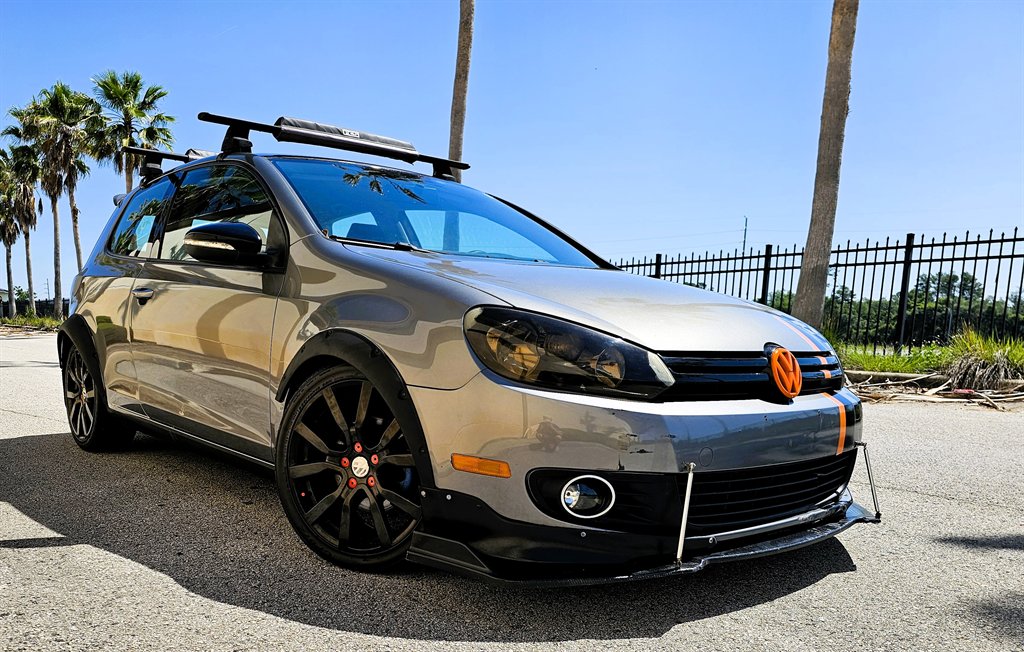 2012 Volkswagen Golf 2-door w/Convenience PZEV's photo