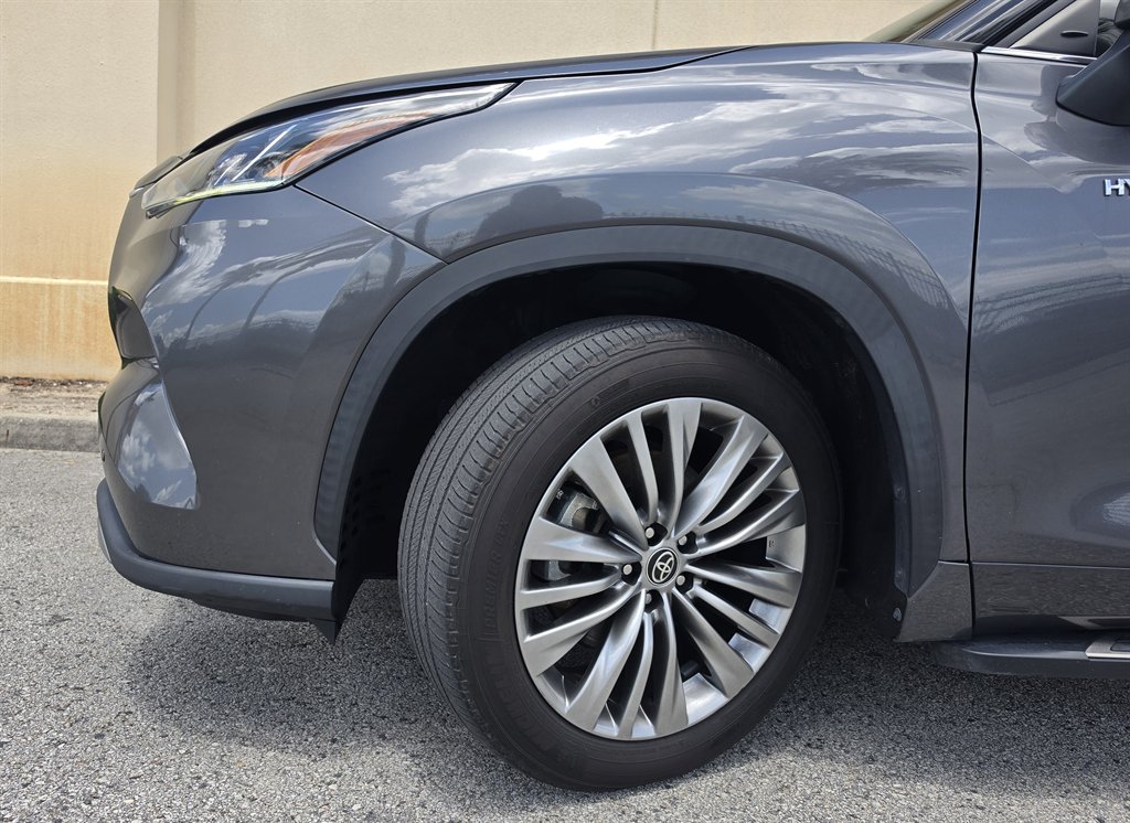 2020 Toyota Highlander Platinum - Photo 12
