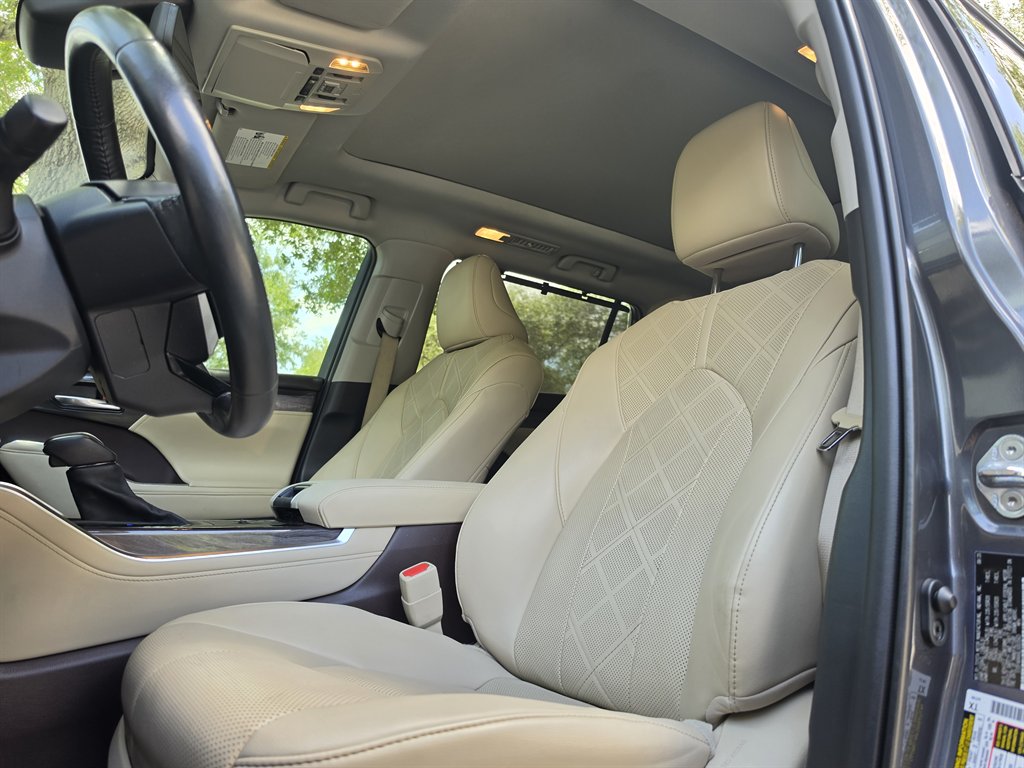 2020 Toyota Highlander Platinum - Photo 18