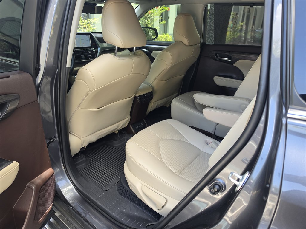 2020 Toyota Highlander Platinum - Photo 25