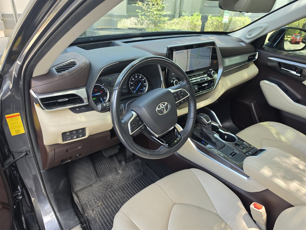 2020 Toyota Highlander Platinum - Photo 19
