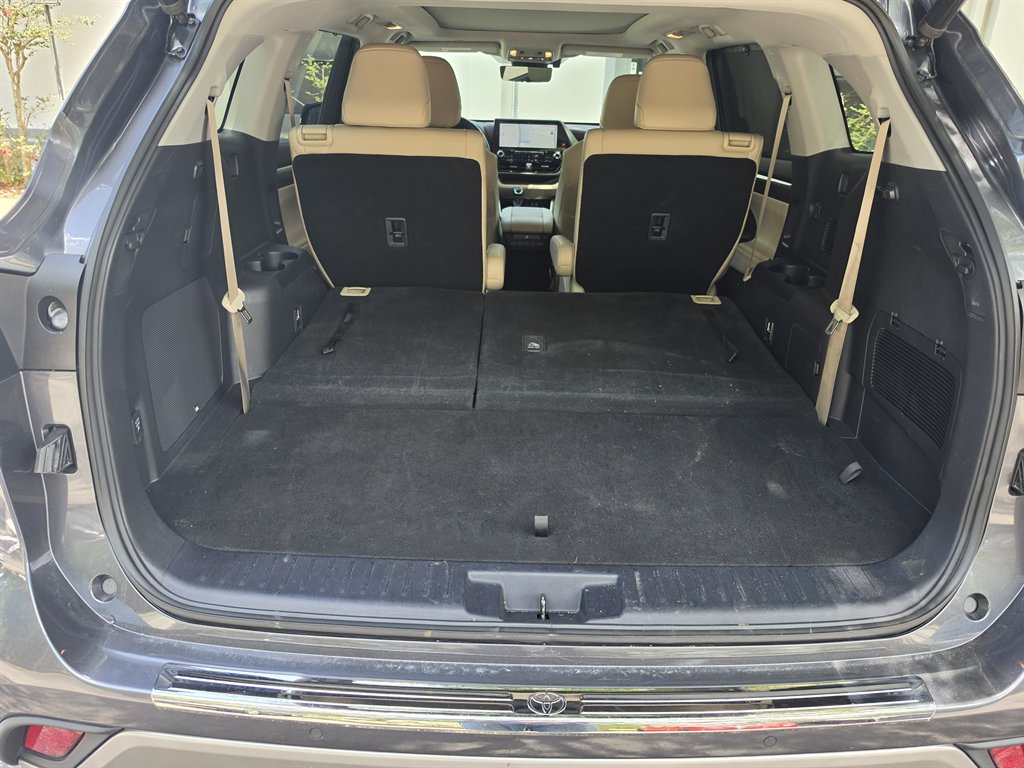 2020 Toyota Highlander Platinum - Photo 32